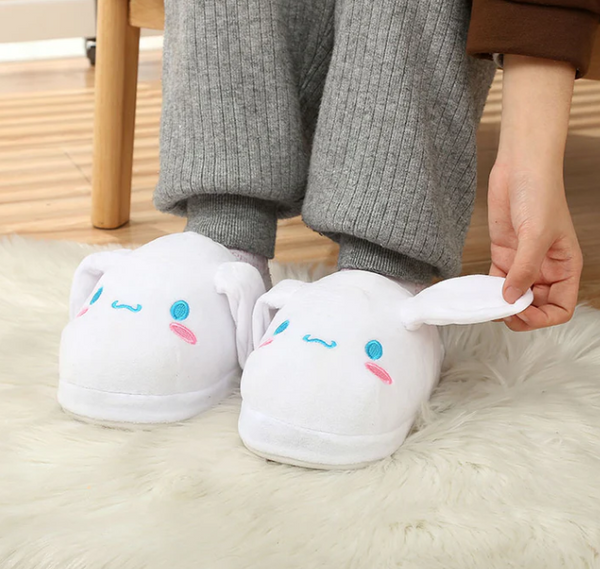 Cozy Cinnamoroll Plush Slippers